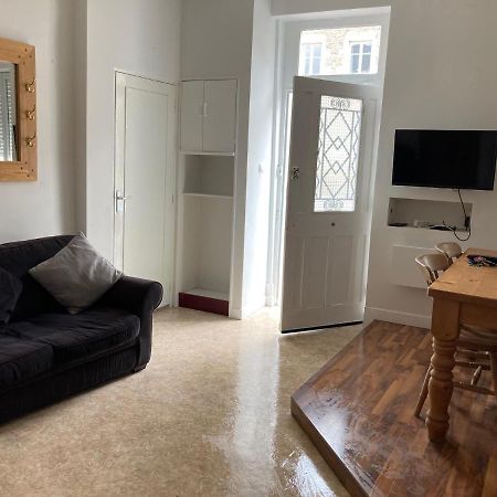 La Petite Maison - Self Catering Pre-en-Pail-Saint-Samson Bagian luar foto