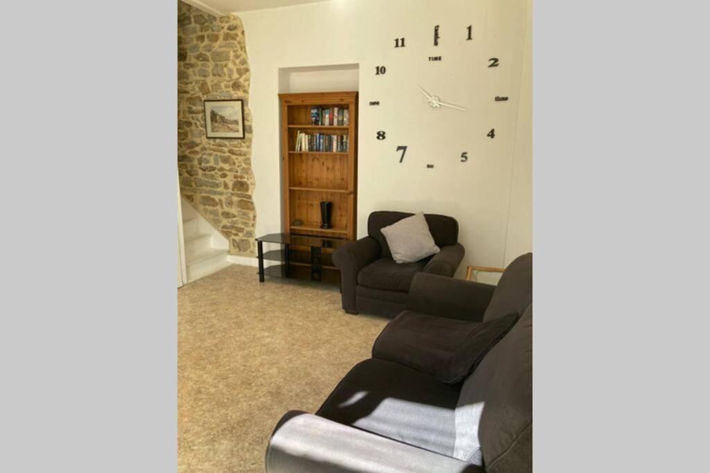 La Petite Maison - Self Catering Pre-en-Pail-Saint-Samson Bagian luar foto