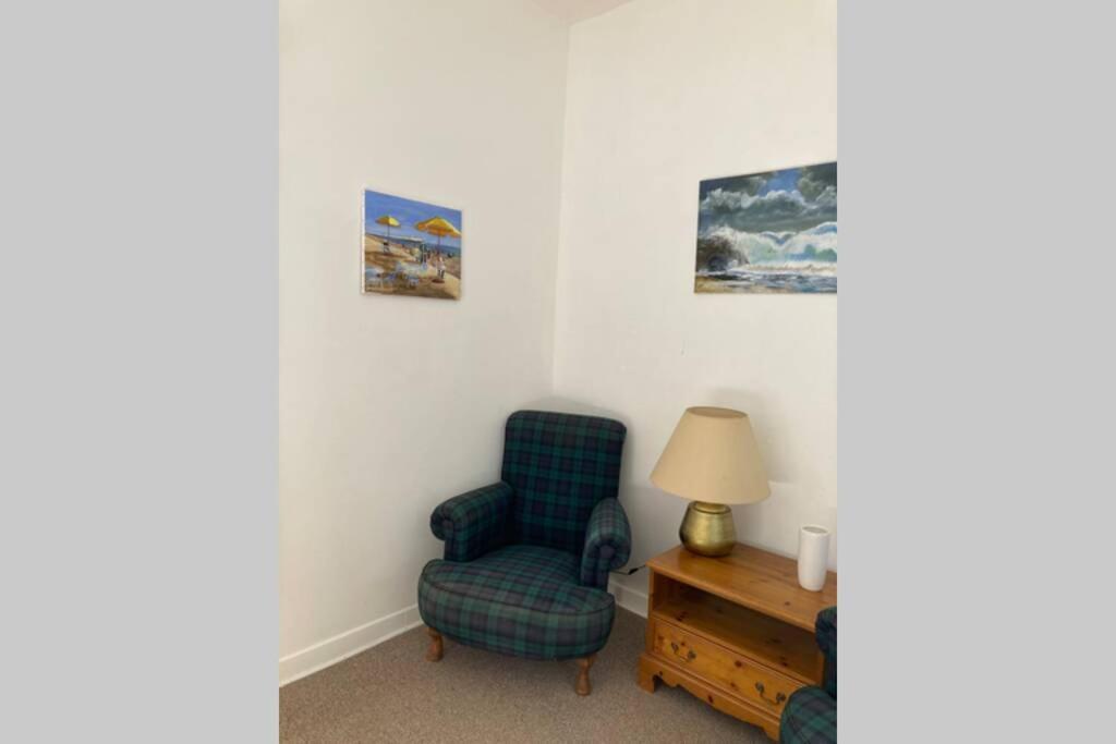 La Petite Maison - Self Catering Pre-en-Pail-Saint-Samson Bagian luar foto